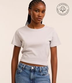 Camiseta Básica em Algodão com Manga Curta