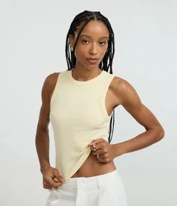 Regata Cropped Básica em Ribana Canelada