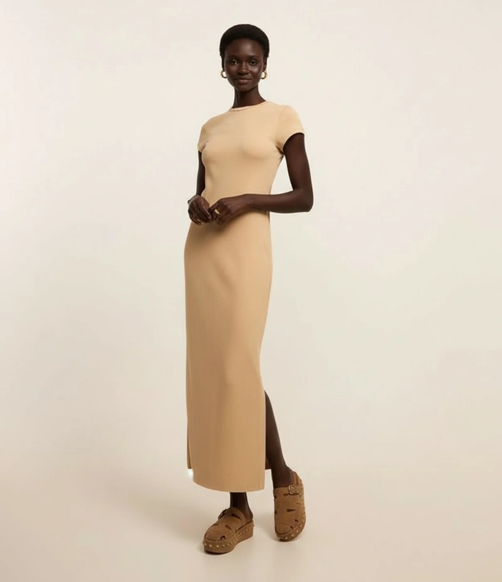 Vestido Longo em Algodão com Manga Curta Bege 1