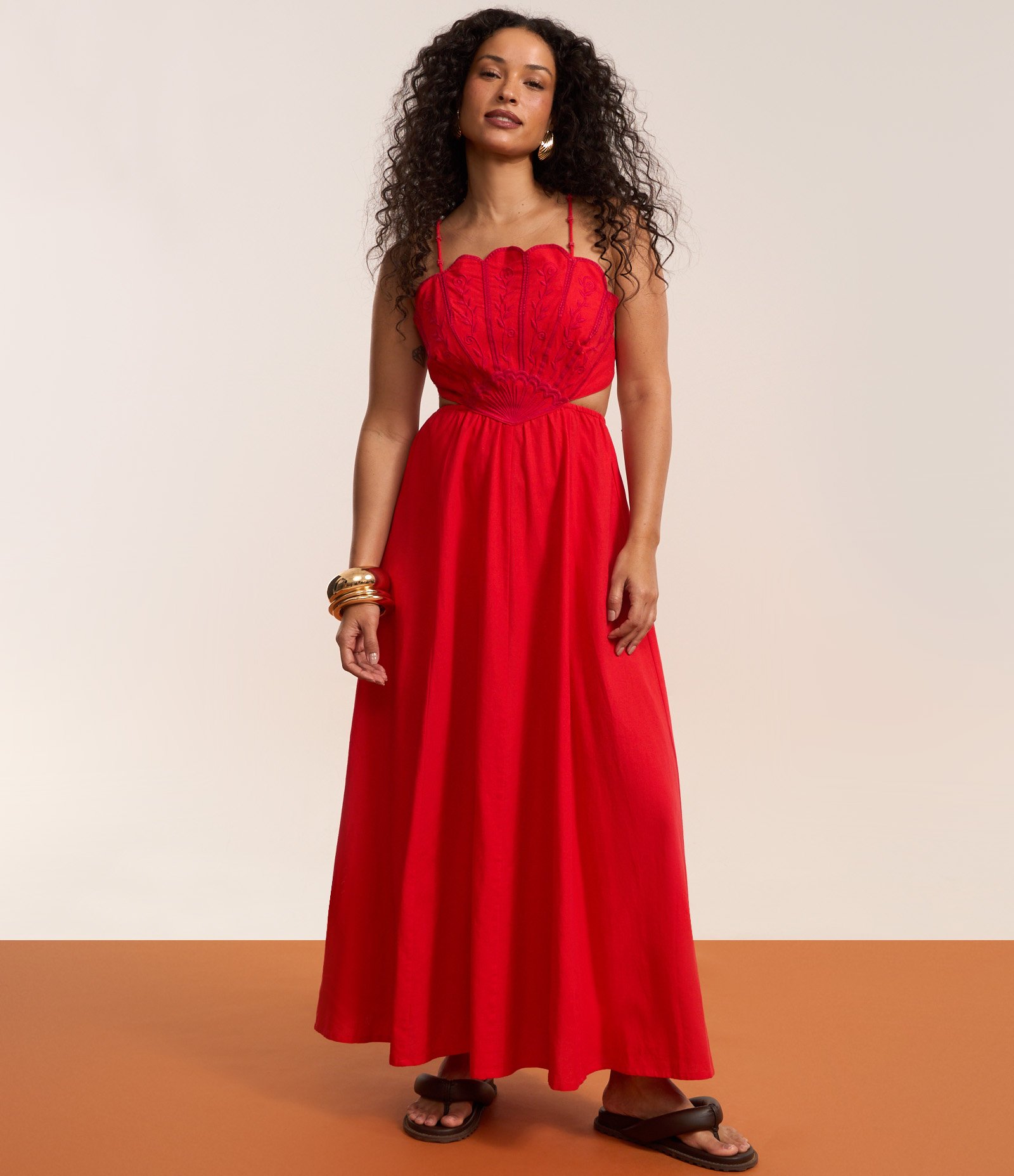 Vestido Long Midi Frente Única com Bordado Vermelho 4