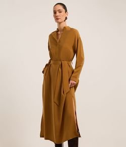 Vestido Evasê Midi em Viscose com Cinto de Tecido