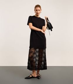 Vestido Longo em Algodão com Renda na Barra