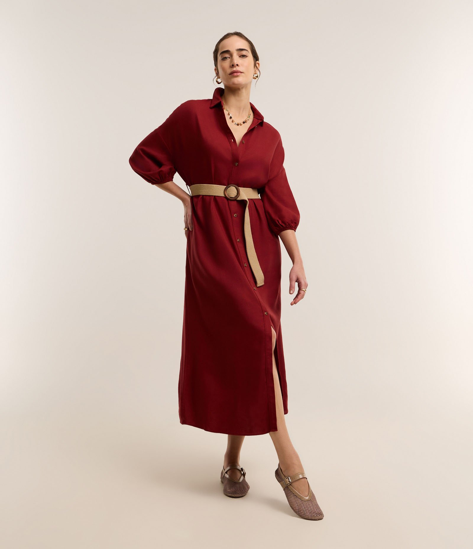 Vestido Evasê Midi em Viscose com com Cinto Rústico Vermelho 1
