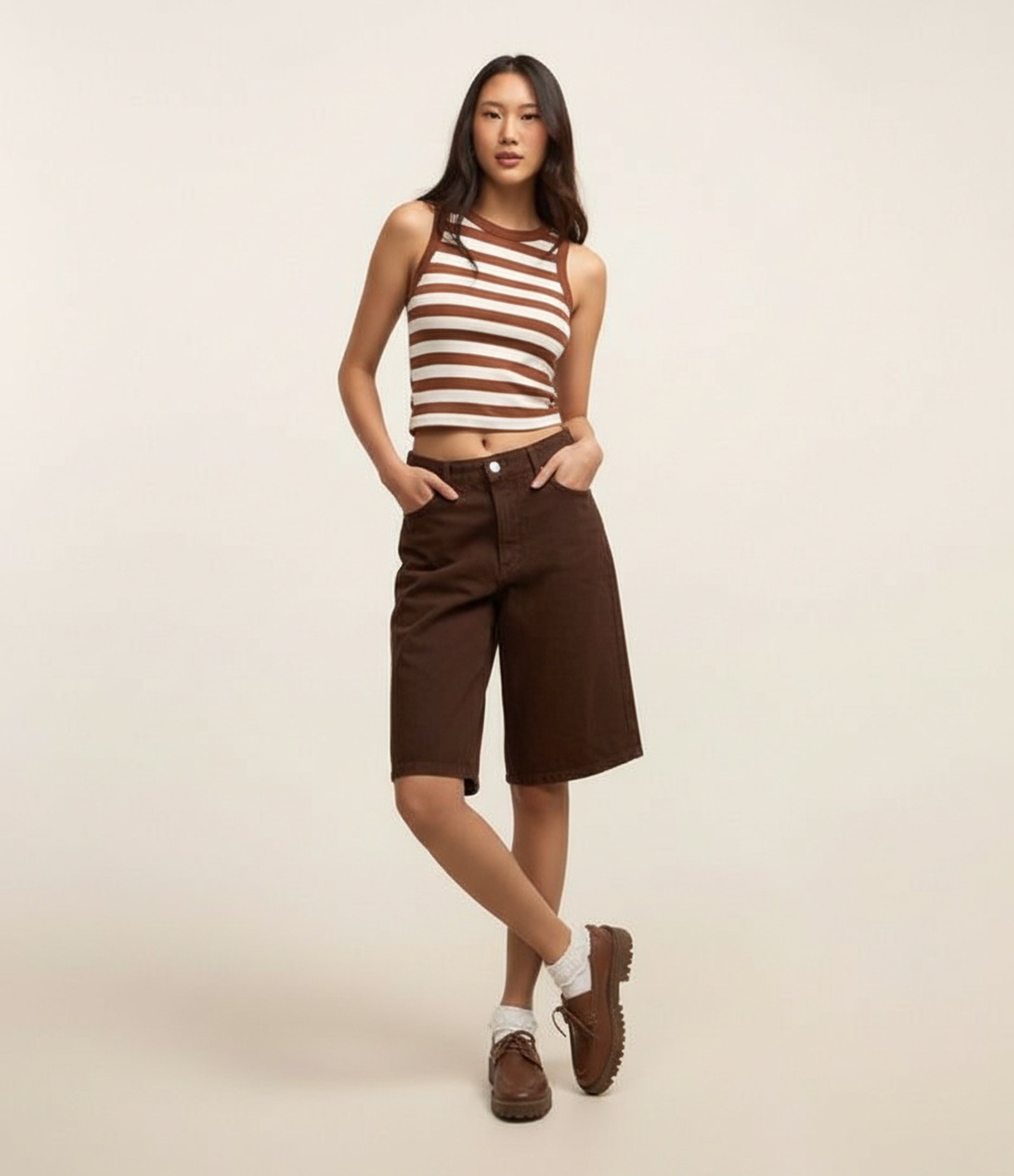 Blusa Regata em Viscose Listrada e com Textura Marrom 1