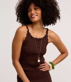 Blusa em Tricô com Decote Canoa com Miçangas