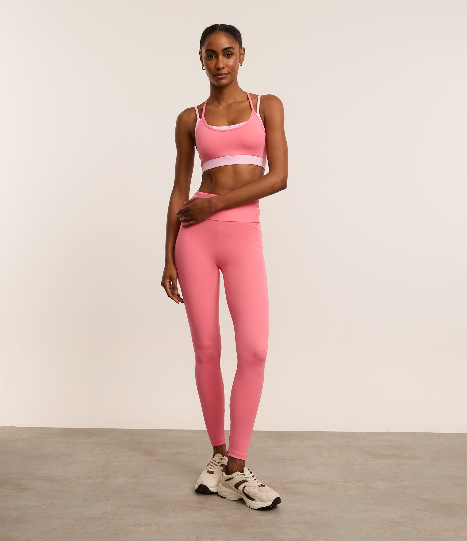 Top Esportivo em Microfibra com Sobreposição Bicolor Rosa 2