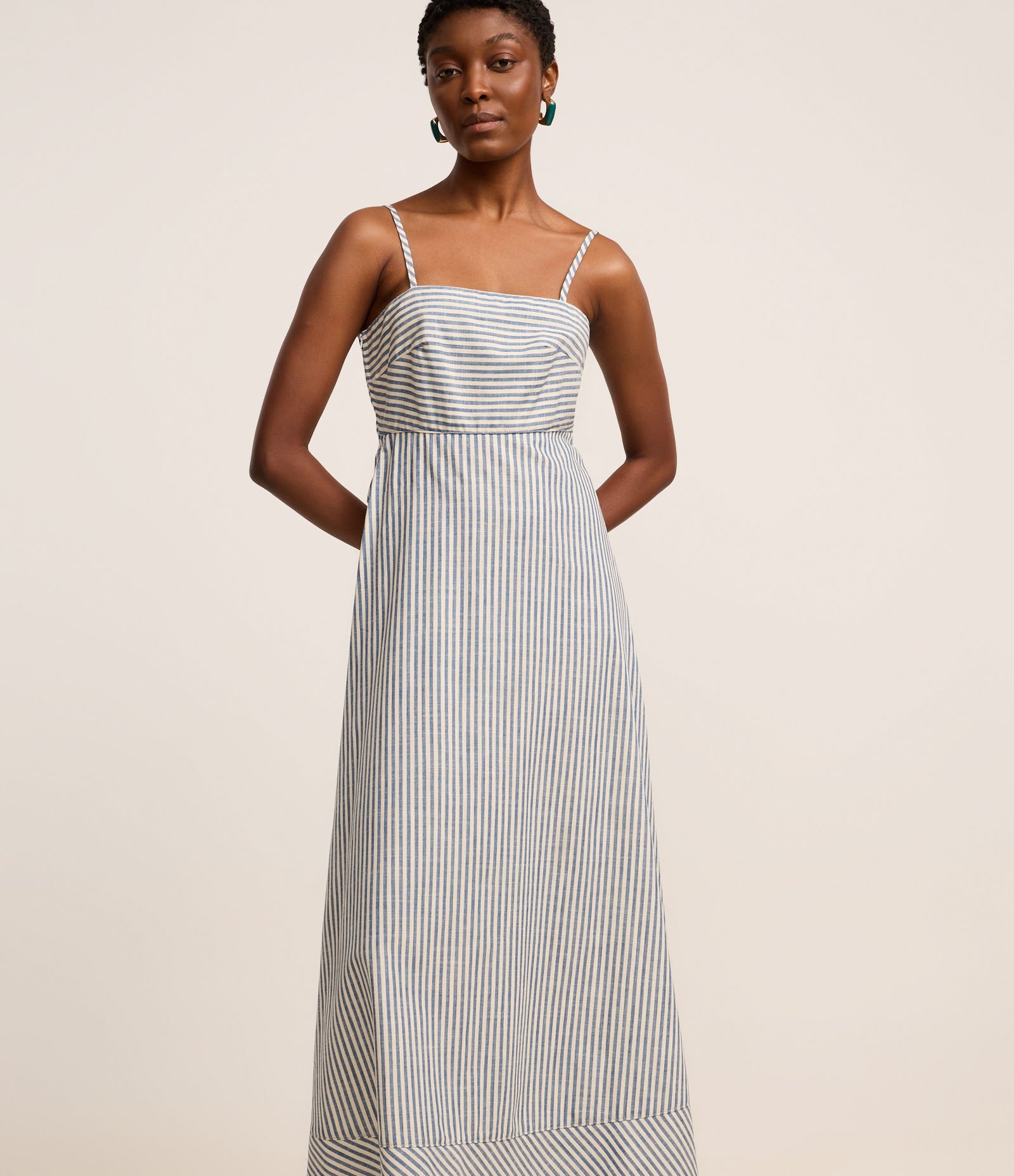 Vestido Longo Reto em Sarja Listrada e Alcinhas Azul Médio 2