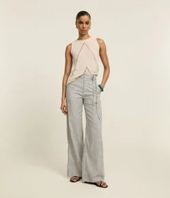 Calça Wide Leg em Sarja com Listras e Cinto Fino