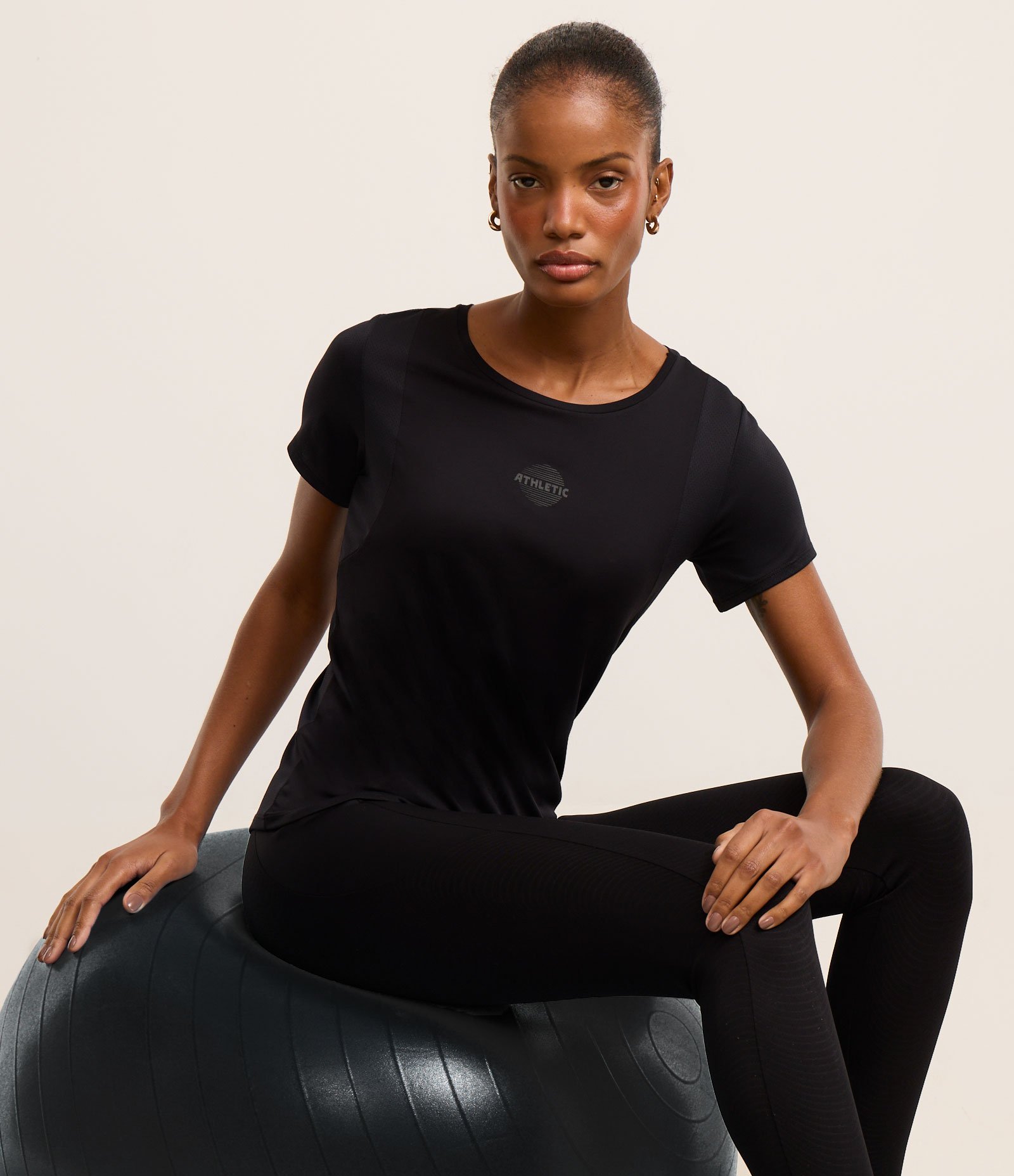 Camiseta Esportiva em Poliamida com Estampa Athletic Preto 1