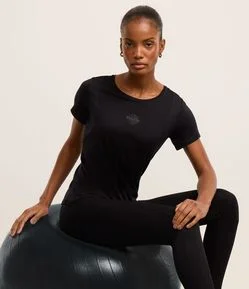 Camiseta Esportiva em Poliamida com Estampa Athletic