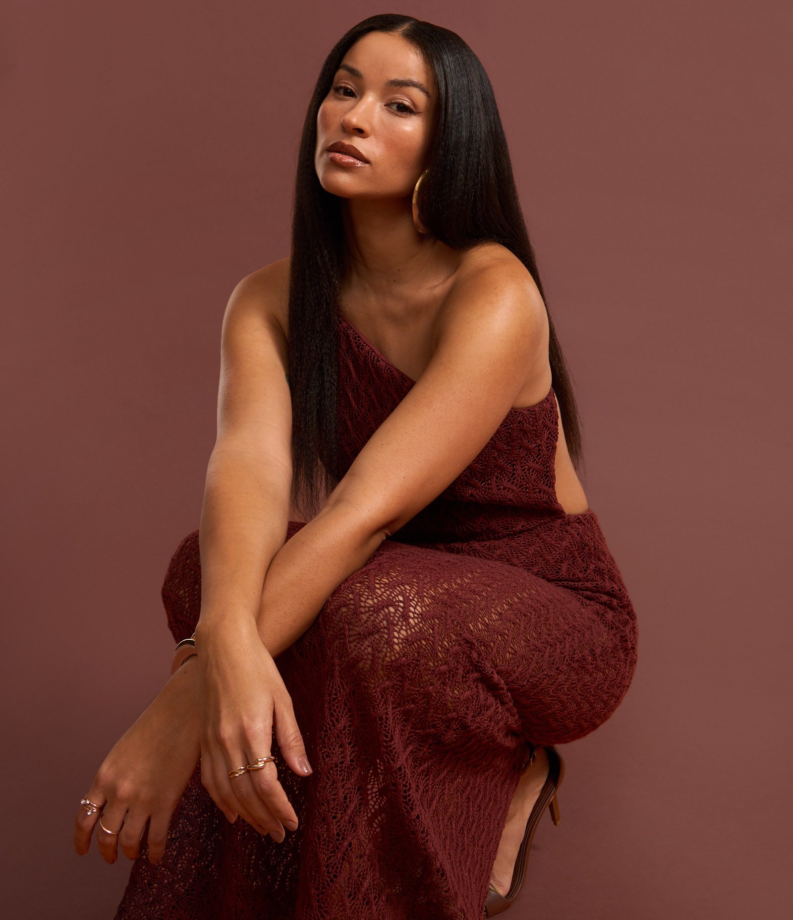 Vestido New Midi em Renda com Um Ombro Só e Vazado na Cintura Bordô 8