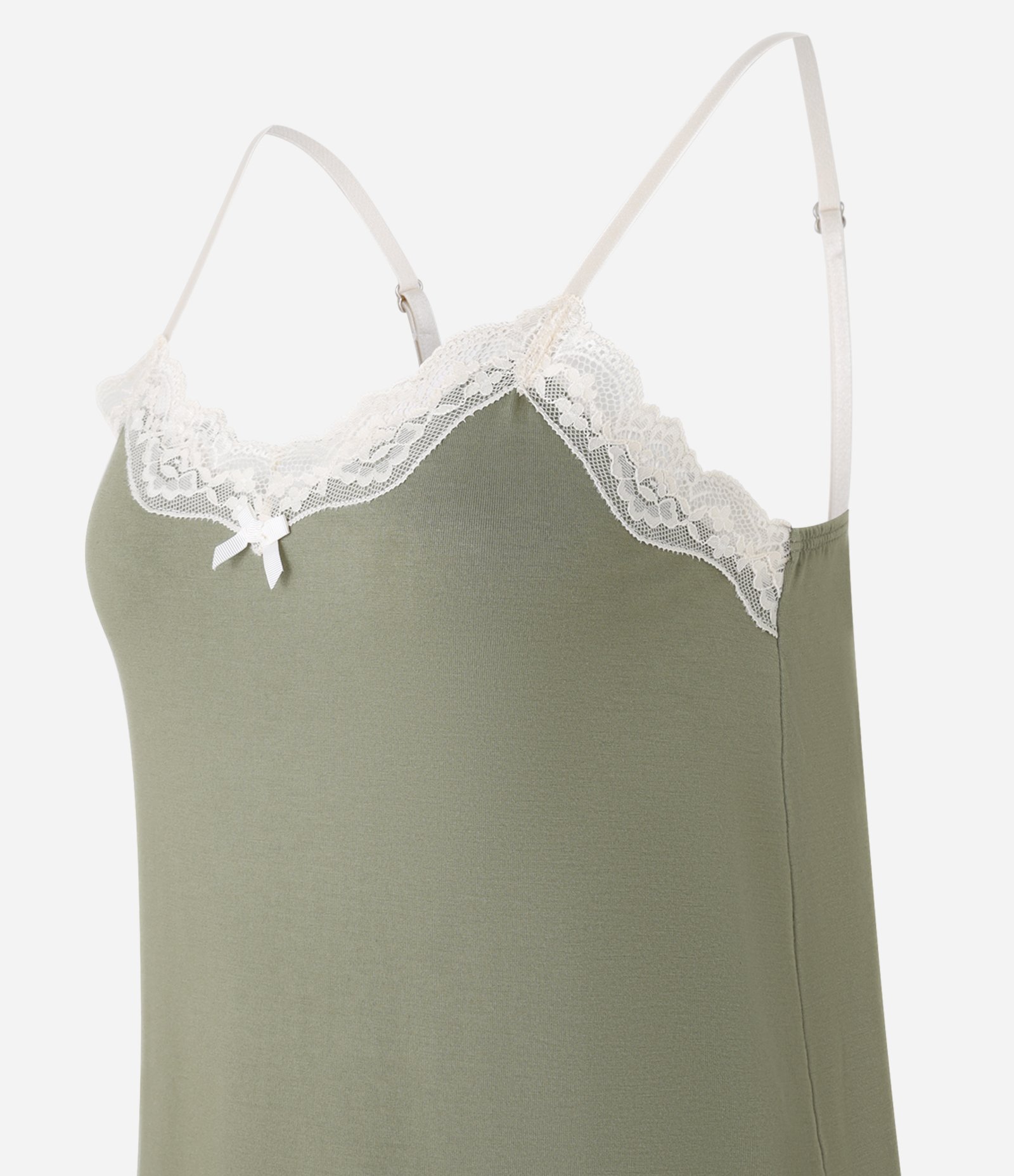 Pijama Short Doll em Viscose com Alcinha e Detalhe de Renda Verde 5