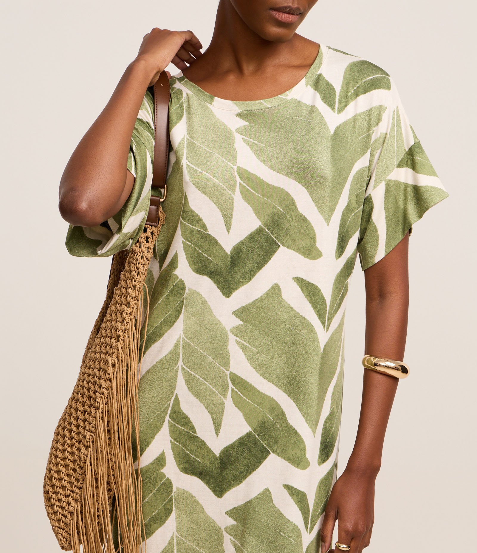 Vestido Reto Midi em Viscolycra com Estampa Folhagem Verde/Branco 5