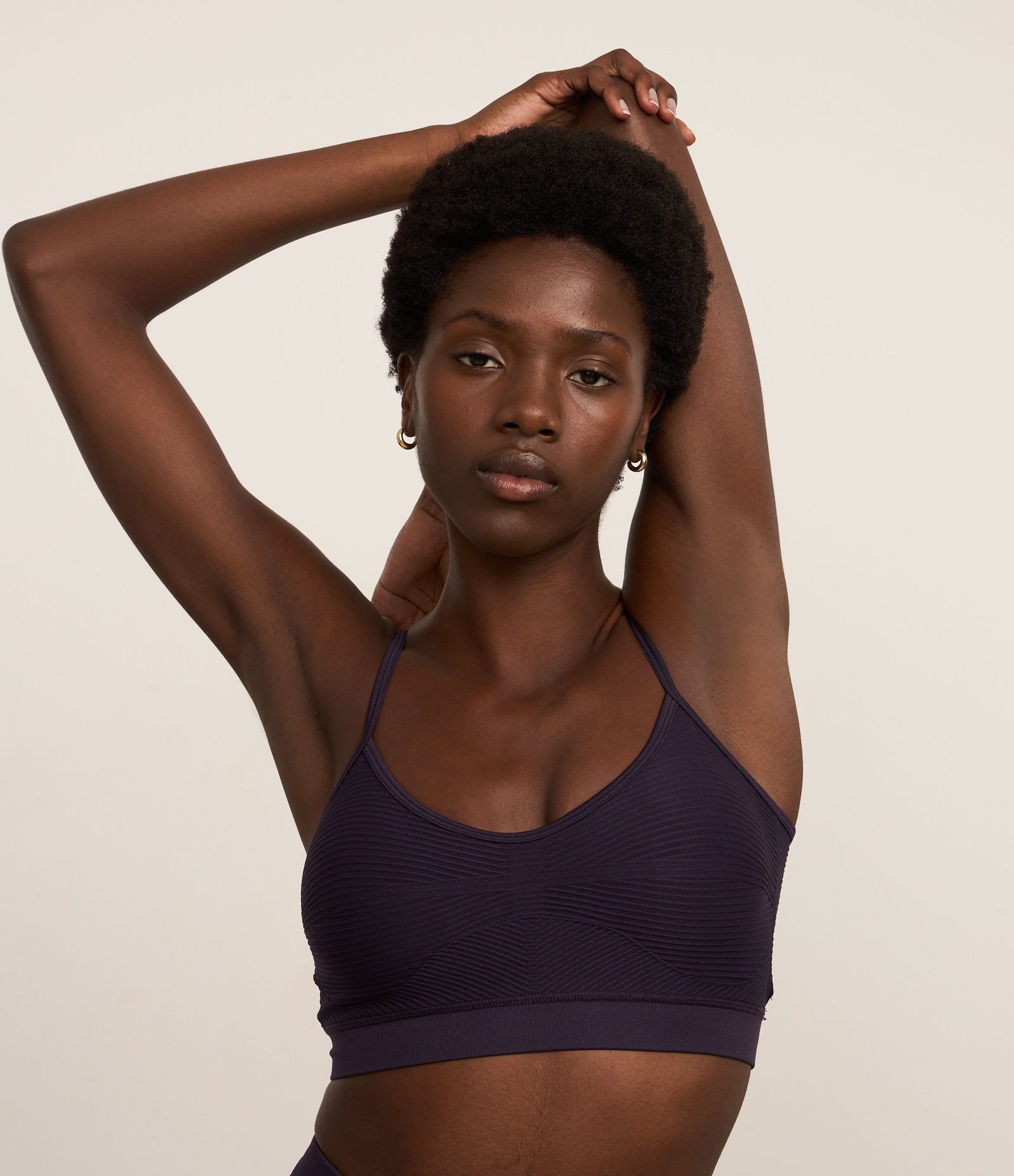 Top Bojo Seamless com Recorte Corsetado Roxo 1