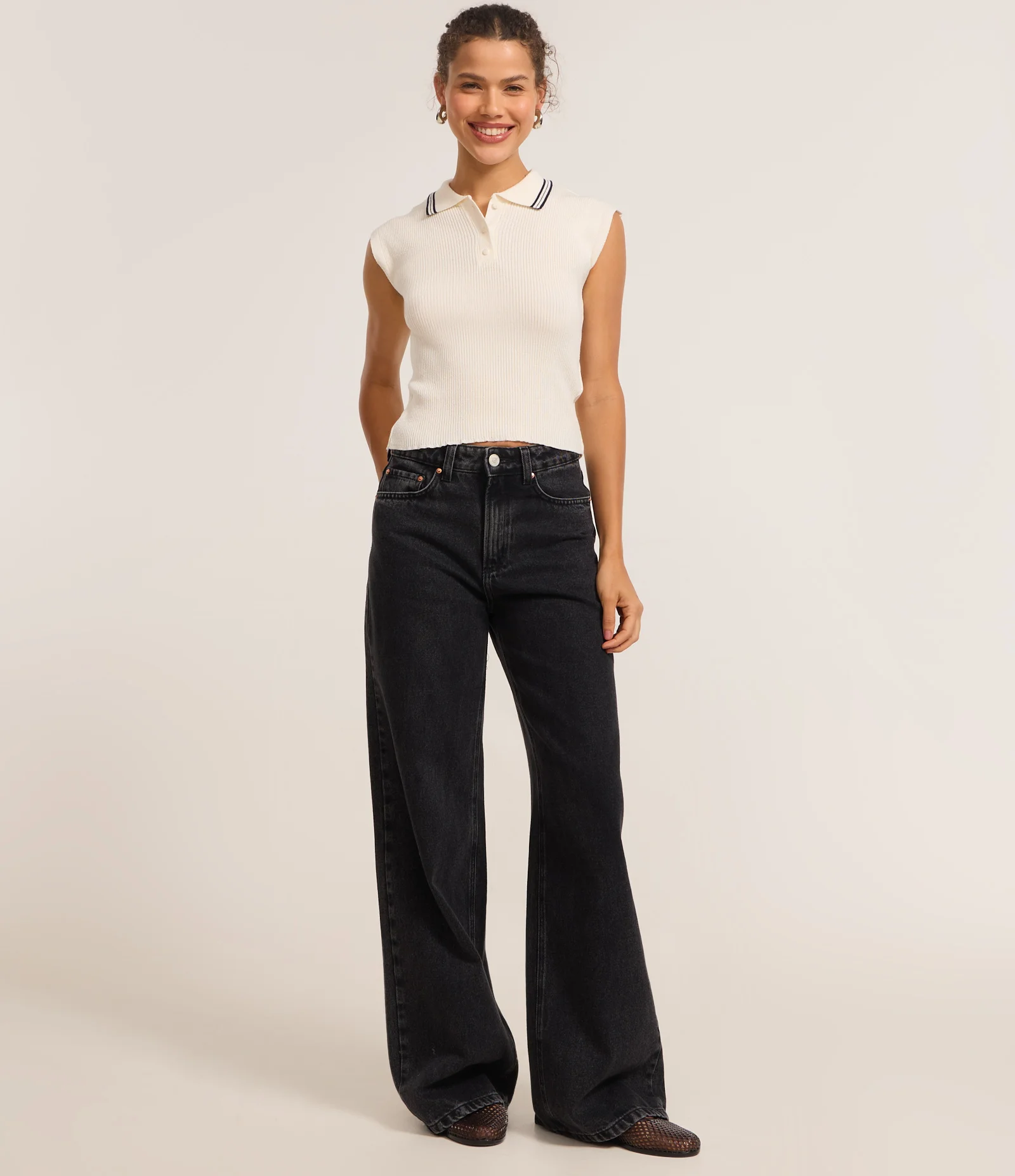 Blusa em Tricô com Gola Polo e Botões Off White 2