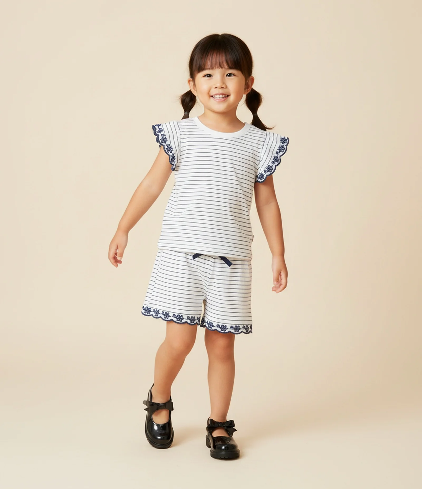 Short Clochard Infantil Listrado com Bordado - Tam 1 a 6 Anos Branco 1