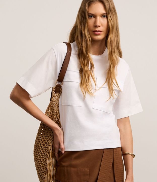 Blusa Boxy em Algodão com Bolsos Cargo Alfaiatados