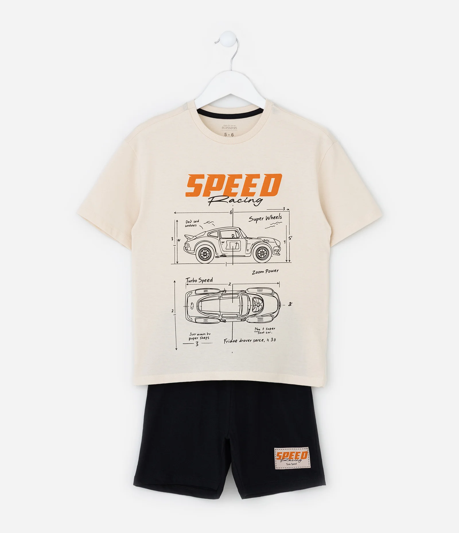 Pijama Infantil com Estampa Carros Speed - Tam 5 a 14 Anos Bege/Preto 1