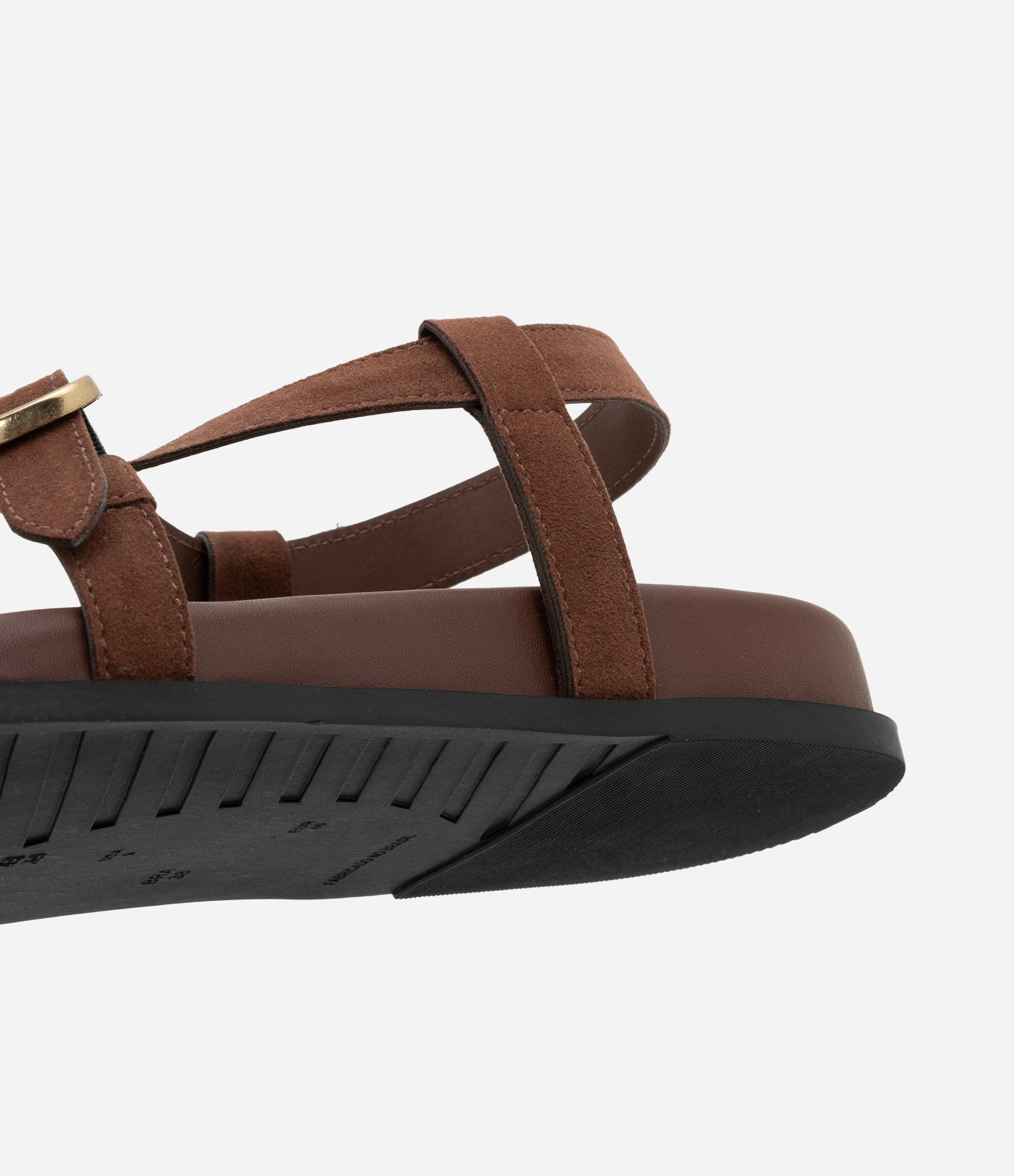 Sandália Rasteira com Tiras em Camurça e Detalhe no Dedo Marrom 4