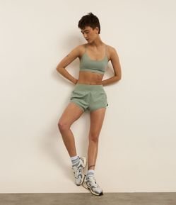 Bermuda Runner Esportiva em Microfibra com Bolso Funcional