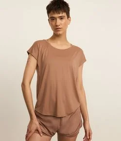 Camiseta Esportiva em Microfibra com Decote Redondo