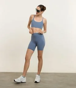 Bermuda Esportiva em Microfibra com Bolso Funcional