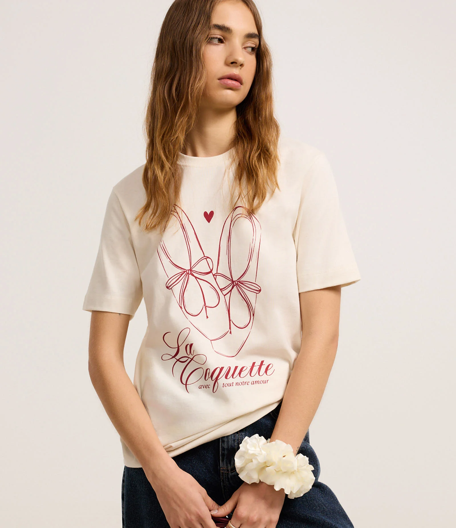 Camiseta em Algodão com Estampa Saapitlhas de Ballet Bege 2