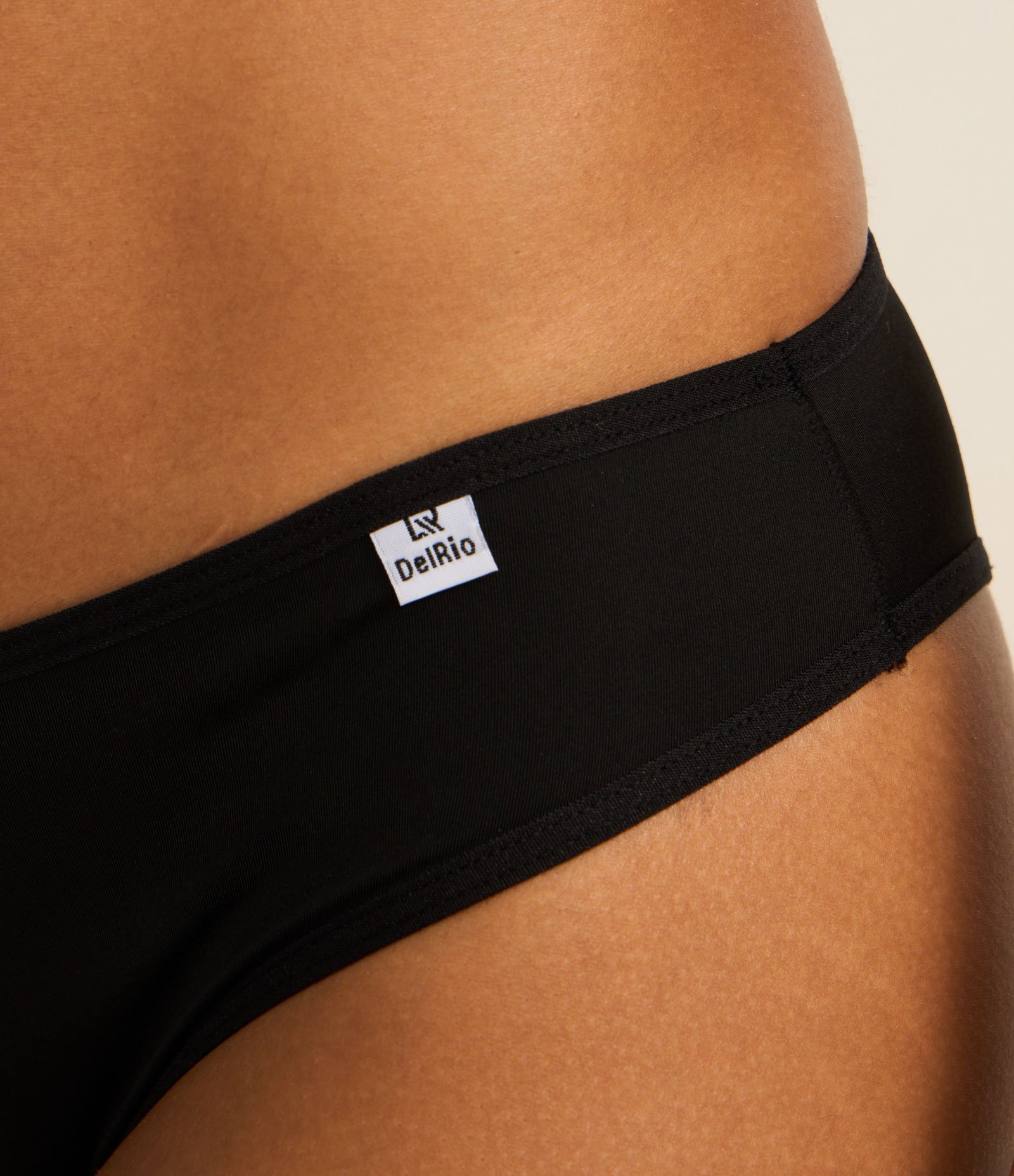 Kit 03 Calcinhas Biquíni em Microfibra Lisas e Floral Delrio Multicores 5