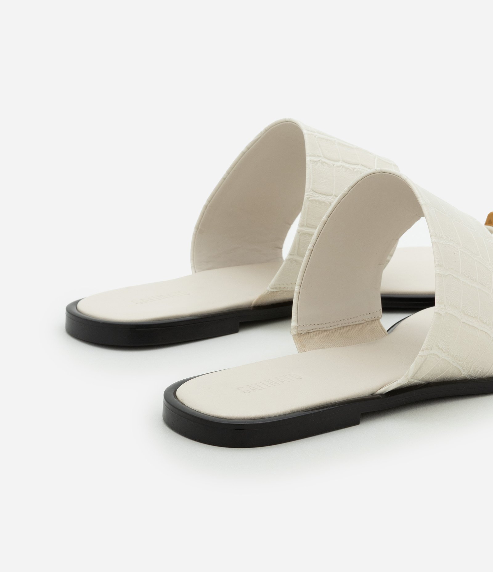 Sandália Rasteira com Dedeira em Croco Off White 4