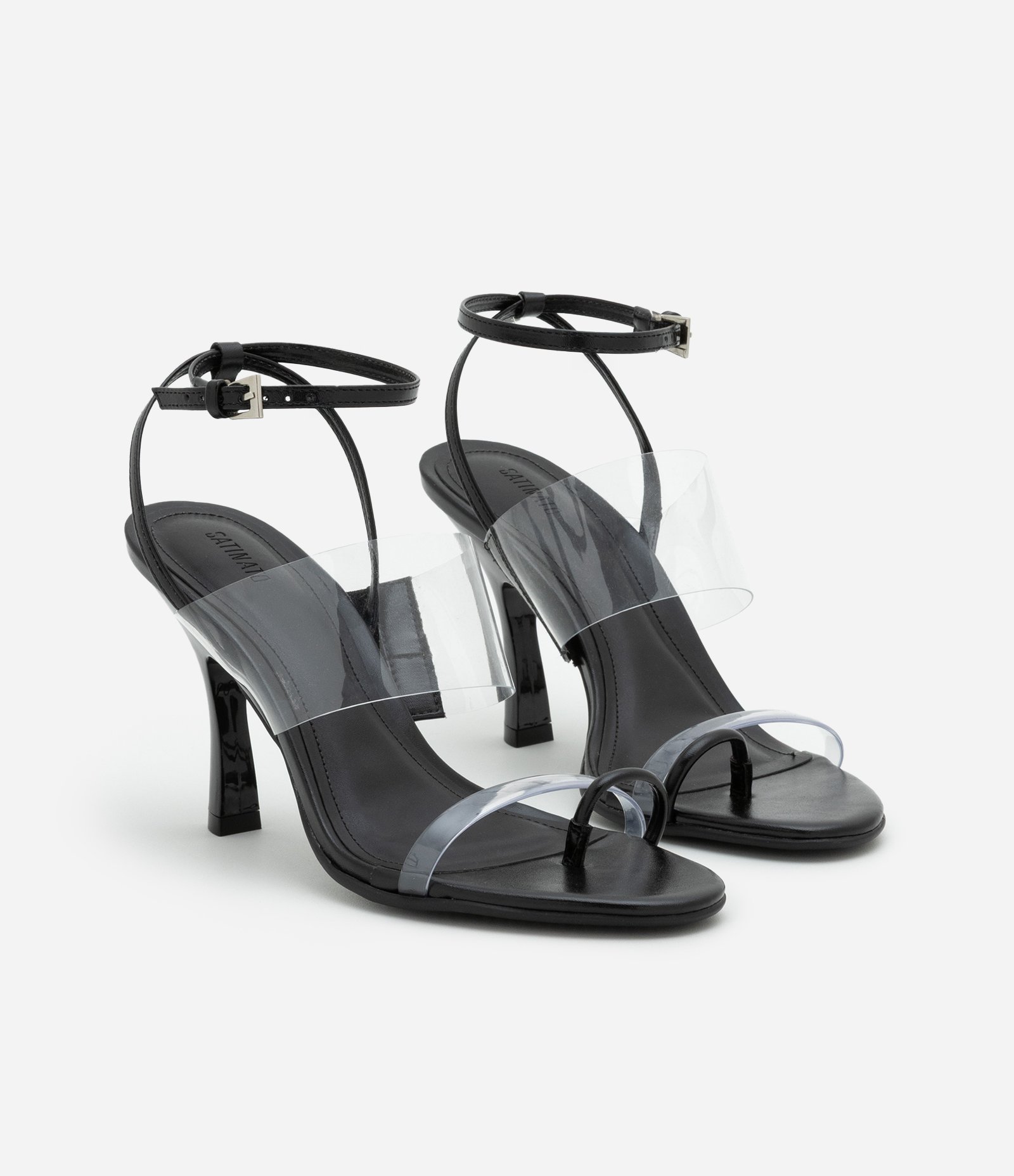 Sandália de Salto Fino com Dedeira e Tira de Vinil Preto 3