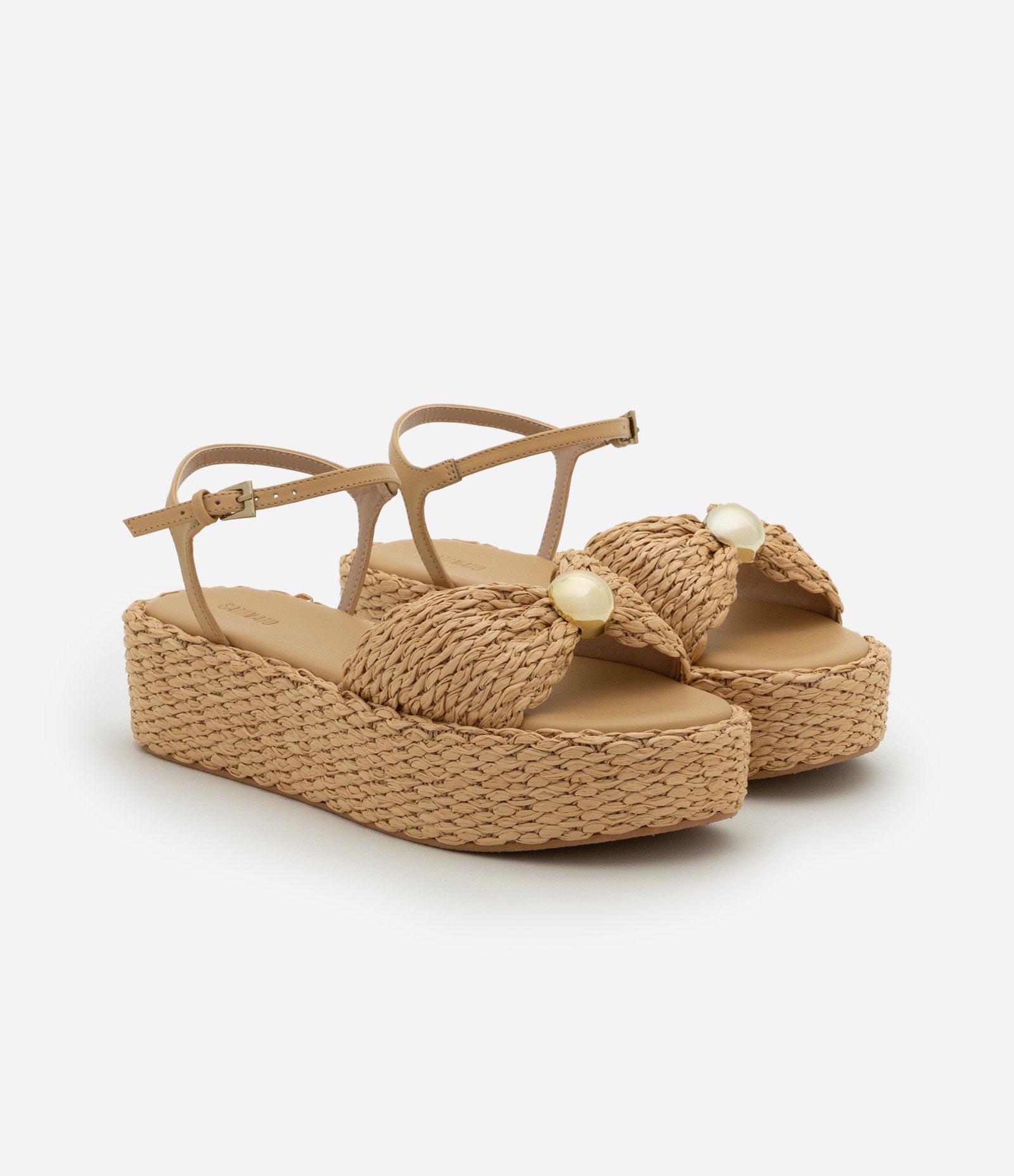 Sandália Flatform com Efeito Ráfia com Esfera Bege 2