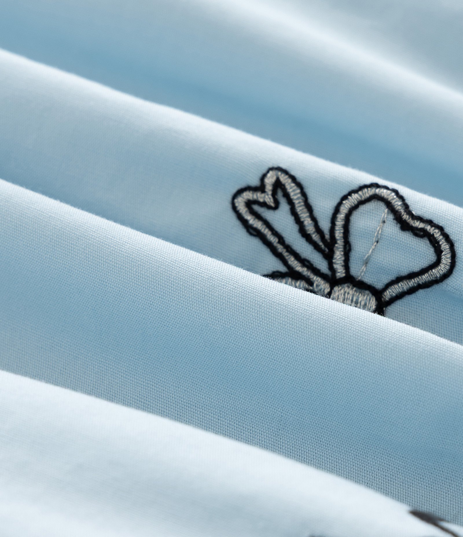 Vestido Balonê Infantil com Bordados de Laços - Tam 1 a 6 Anos Azul 3