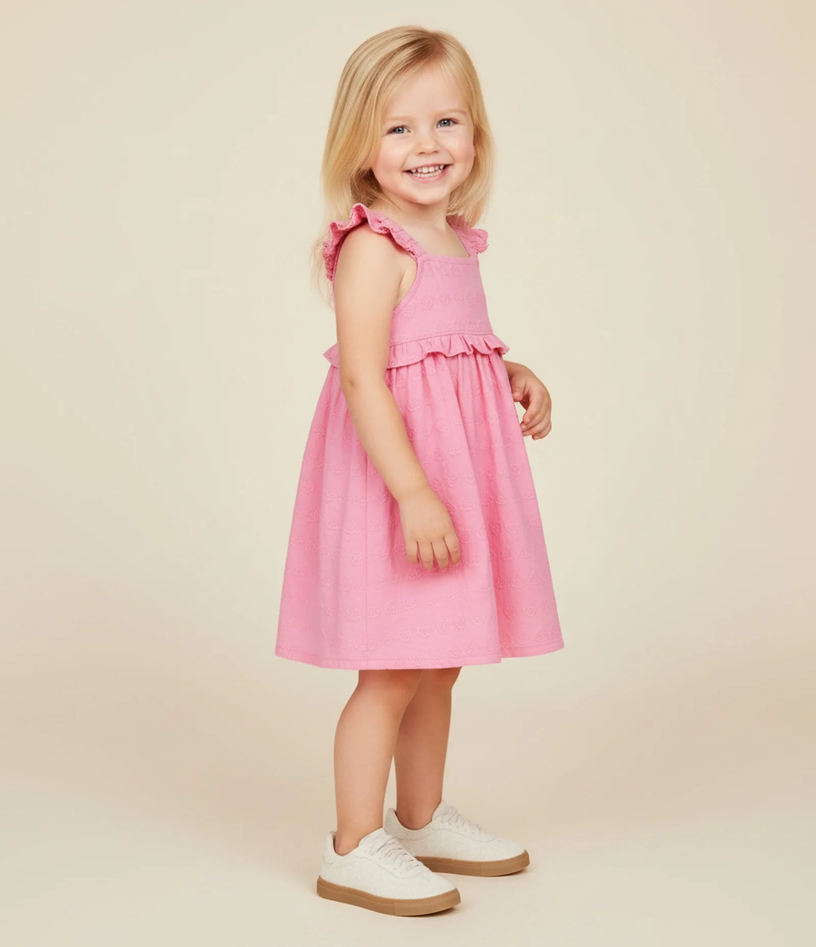 Vestido Infantil em Viscose de Alcinha com Estampa Bordada de Corações  - Tam 1 a 6 Anos Rosa 1