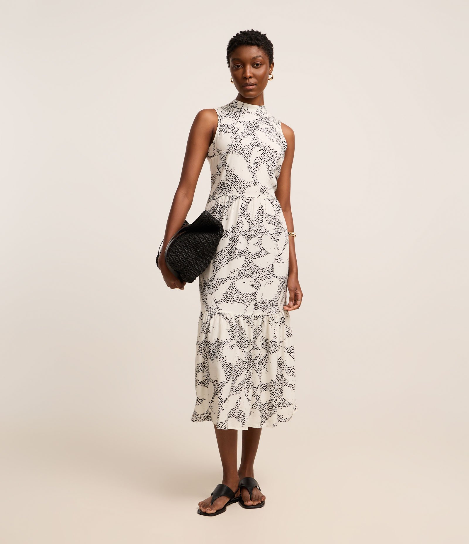 Vestido Evasê Longo em Viscose com Estampa Onça Floral Bicolor 1