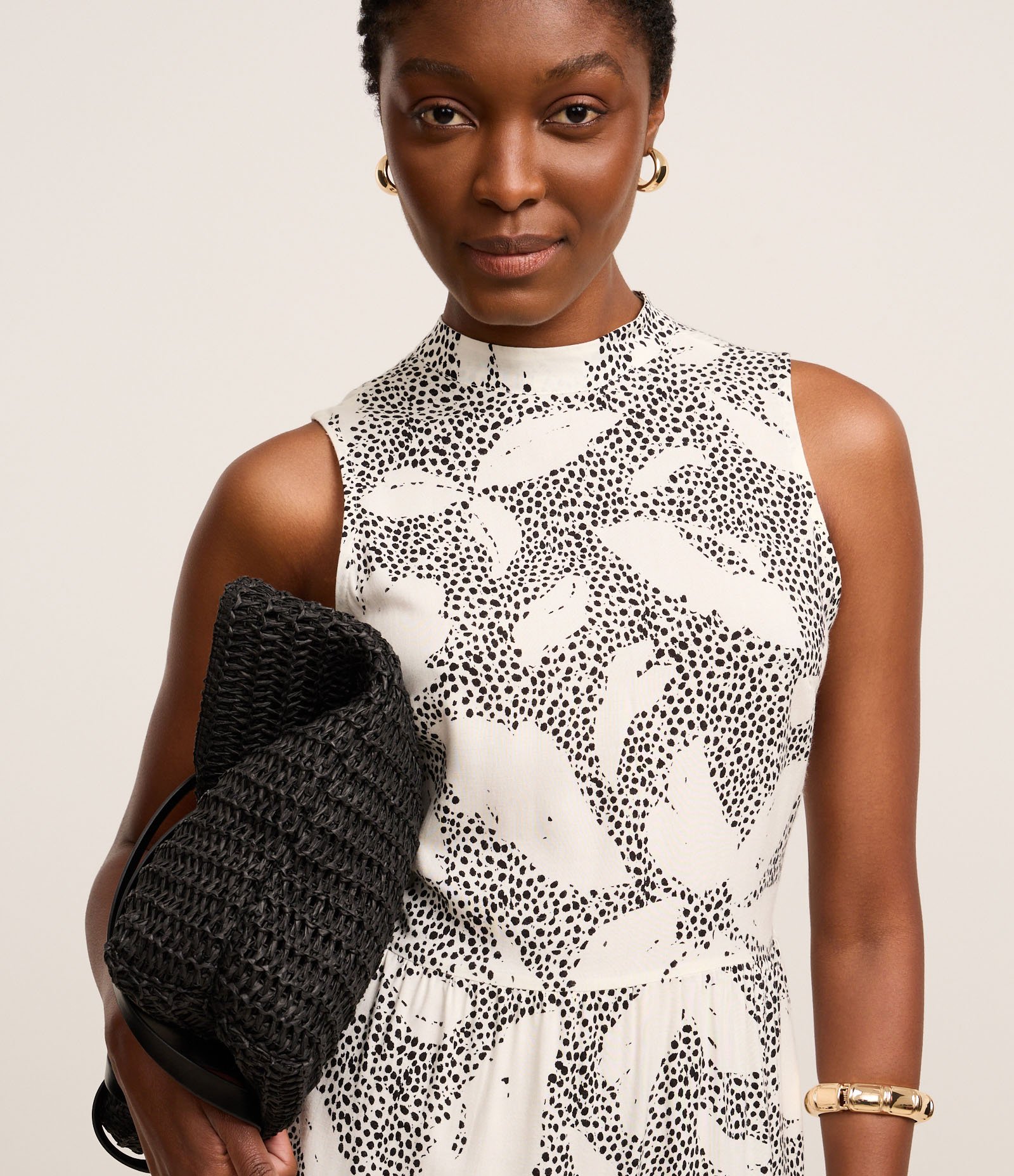 Vestido Evasê Longo em Viscose com Estampa Onça Floral Bicolor 3