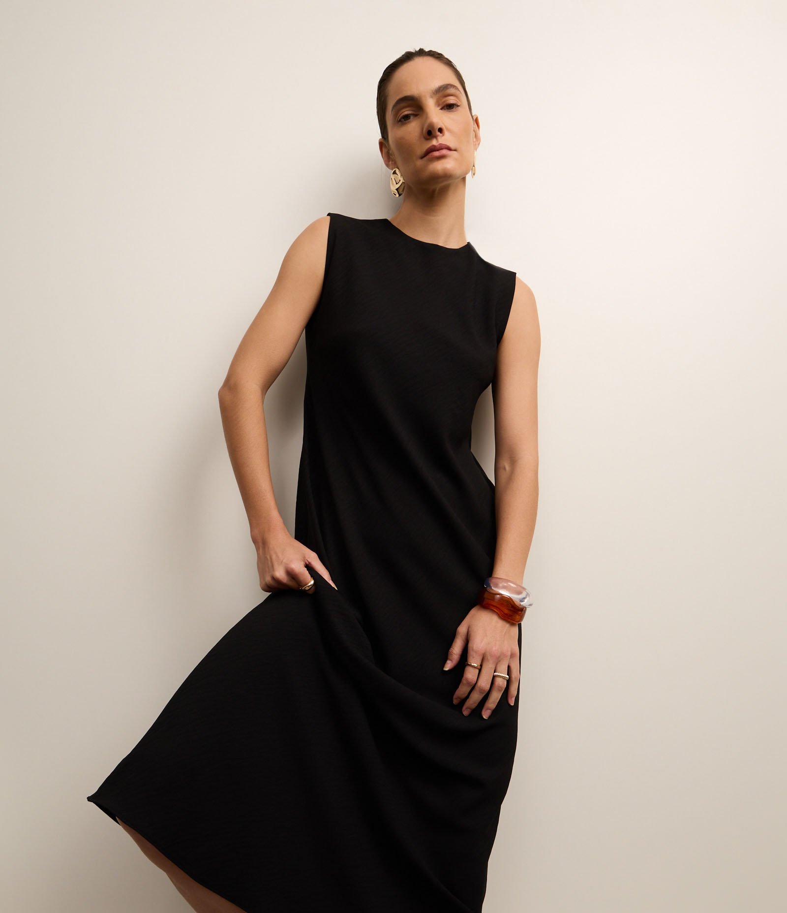 Vestido Evasê Midi Texturizado Preto 4