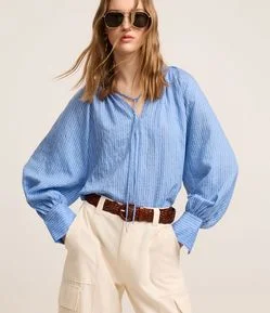 Blusa Boho em Liocel com Gola Padre e Listra de Fio Tinto