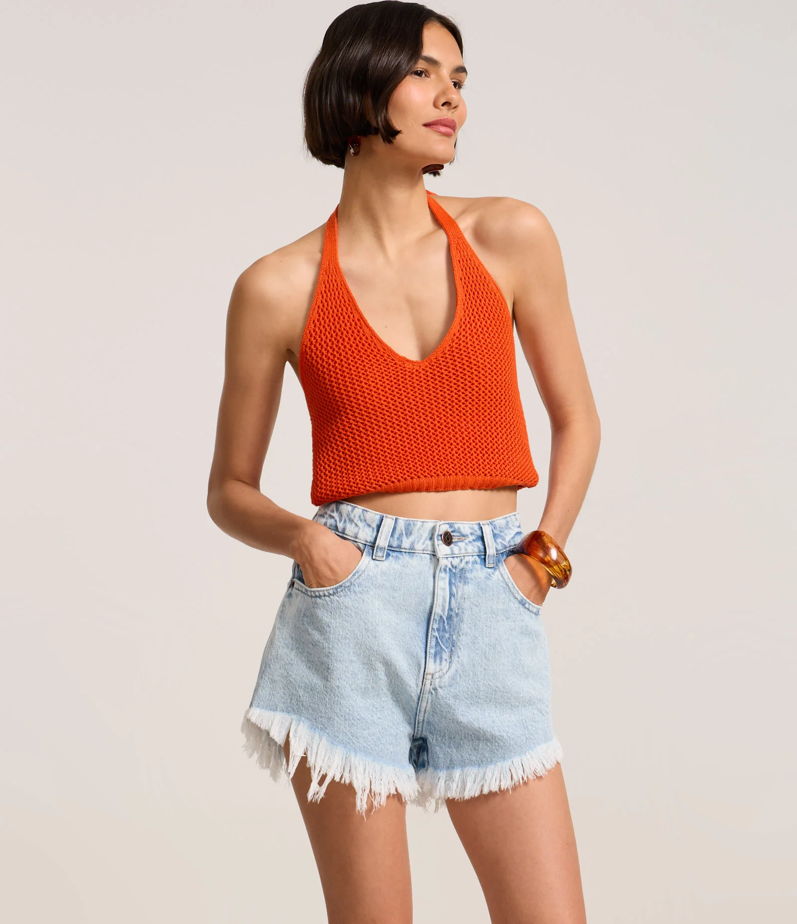 Short Cintura Alta em Jeans com Bordado de Lagosta Azul 2