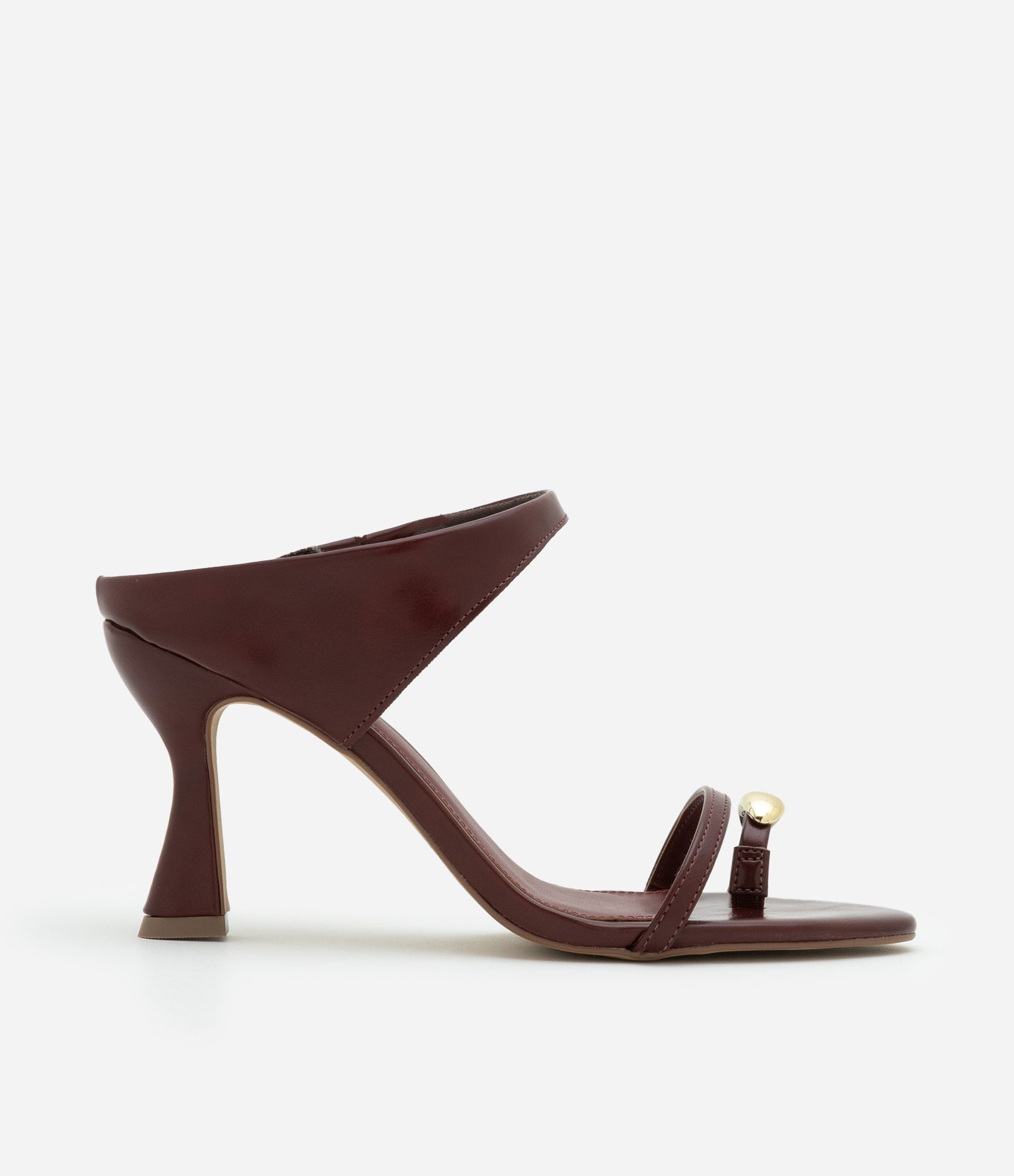 Sandália de Salto Alto com Dedeira com Detalhe de Metal Vinho 2