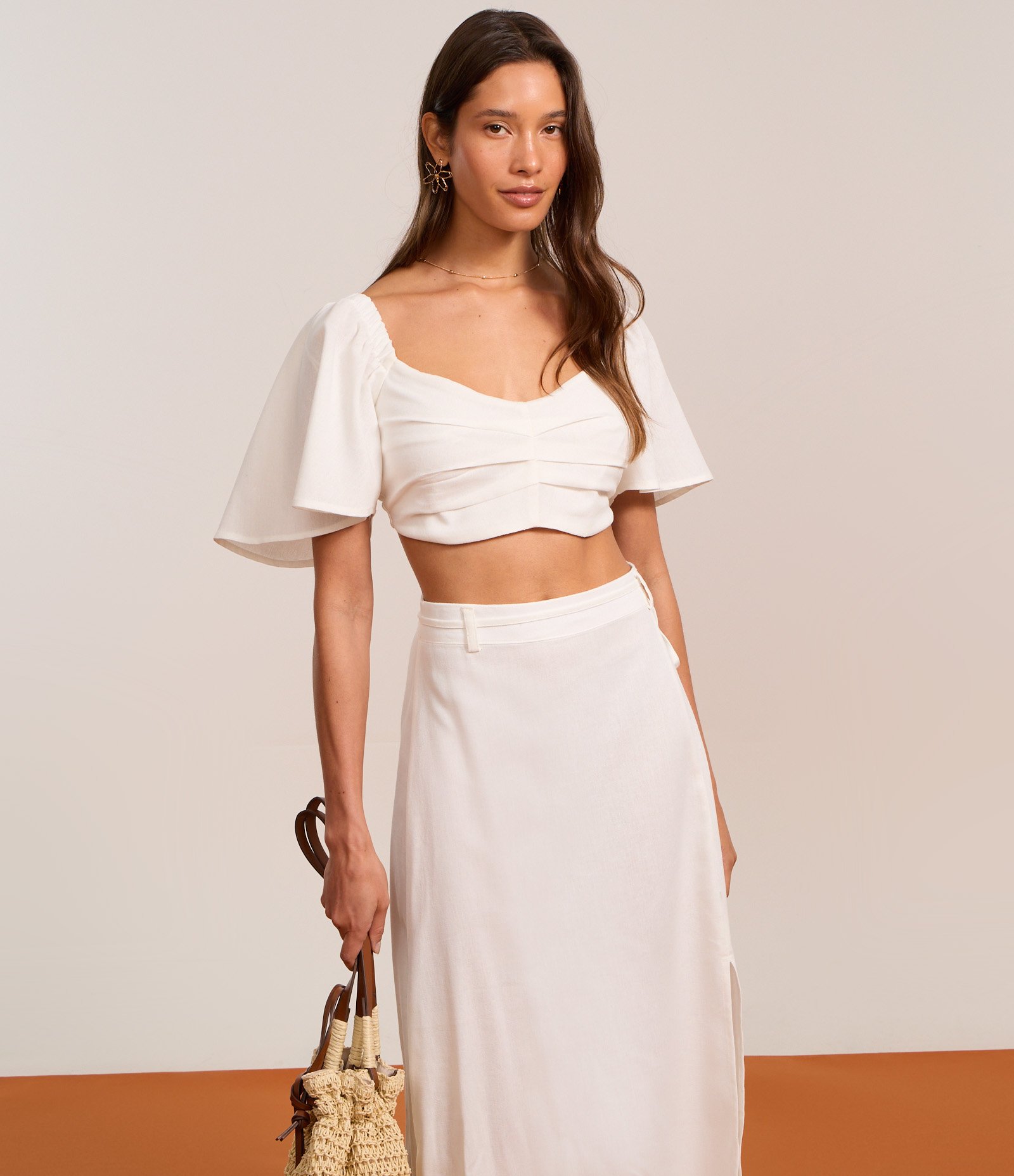 Blusa Cropped em Viscolinho com Pregas e Lastex nas Costas Branco 5