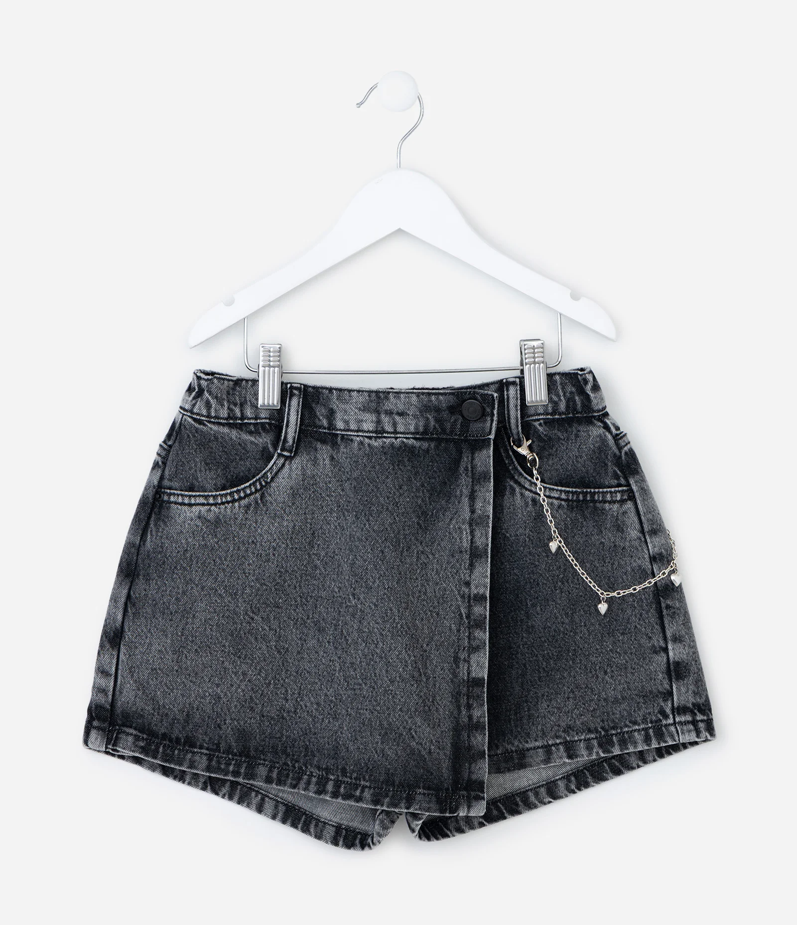 Short Saia Infantil em Jeans com Enfeite de Corrente - Tam 7 A 14 Anos Preto 1