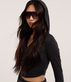 Body em Helanca com Cut Out e Capuz