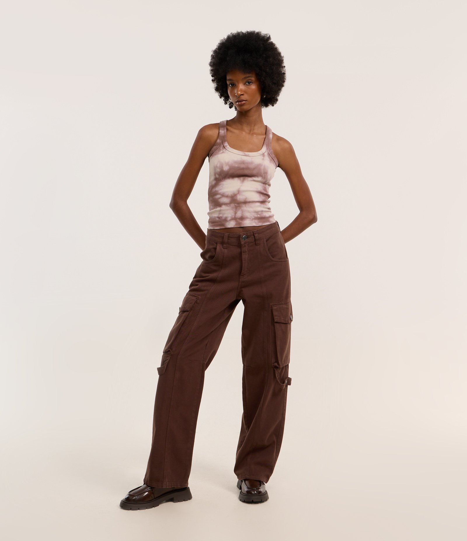 Regata Nadador em Ribana com Estampa Manchadinha Marrom 2