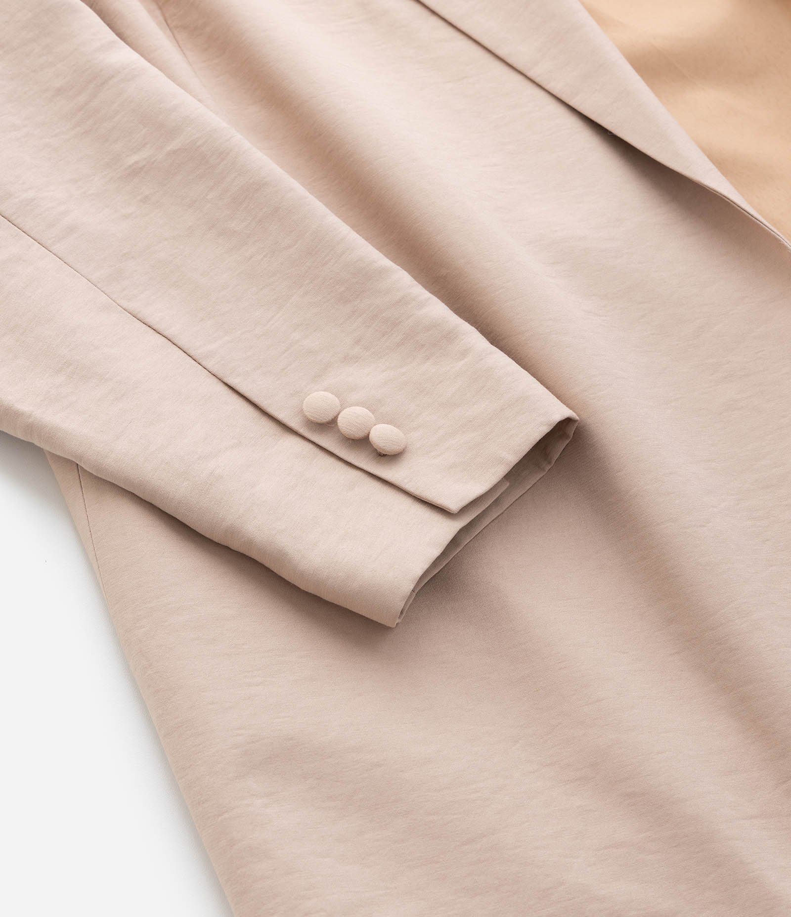 Blazer Alfaiataria com Amarração na Cintura Curve & Plus Size Bege 10