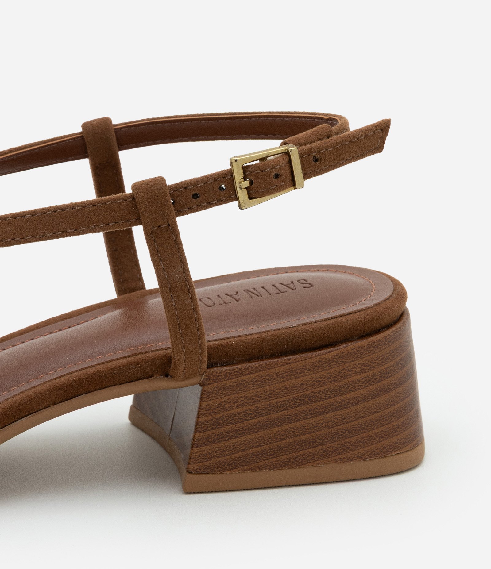 Sapato Scarpin com Salto Bloco com Fachete Marrom 6