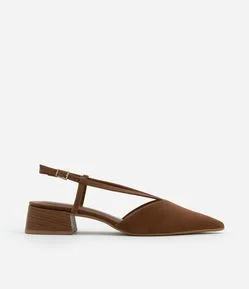 Sapato Scarpin com Salto Bloco com Fachete