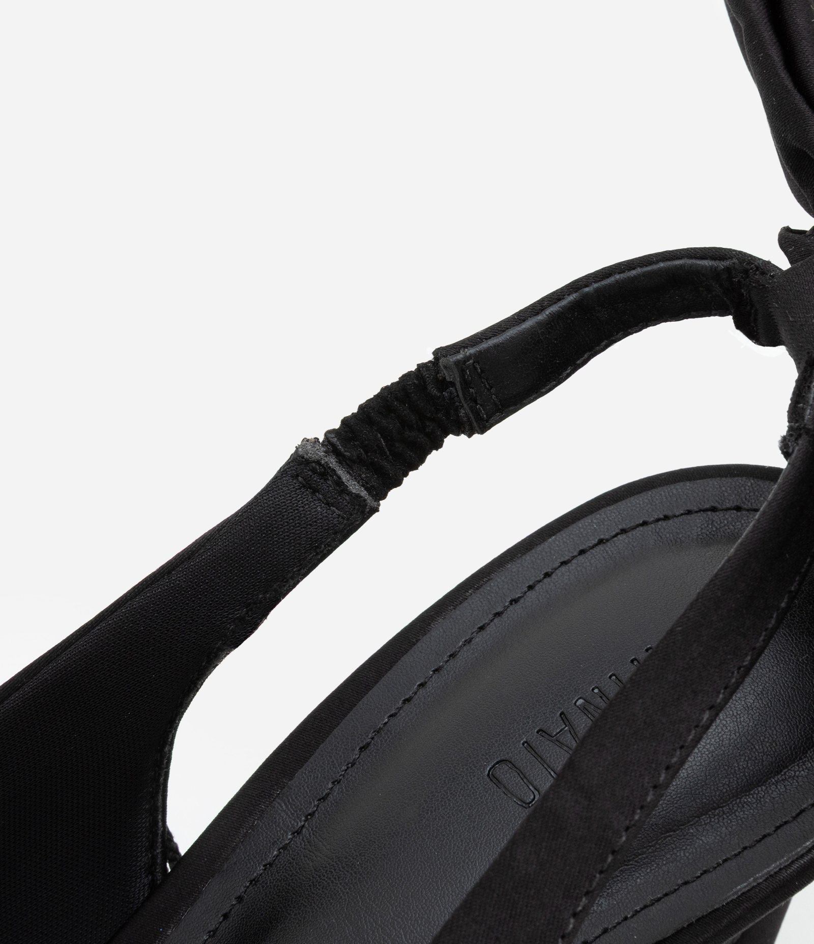 Sapato Scarpin com Maxi Laço Preto 4