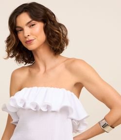 Blusa Tomara que Caia Texturizada com Babados Estruturado