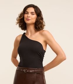 Blusa em Ribana com Um Ombro Só e Alça Torcida