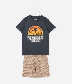 Pijama Infantil com Estampa Stranger Things - Tam 10 a 16 Anos